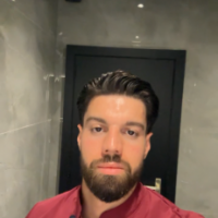 lo28